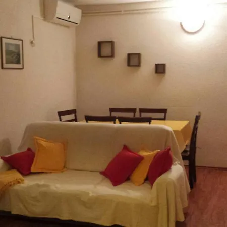Apartman Bogdan Apartment *